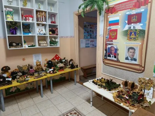 В детском саду «Журавушка» открылась выставка осенних поделок