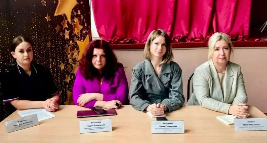 Эксперты на встречу с первокурсниками техникума