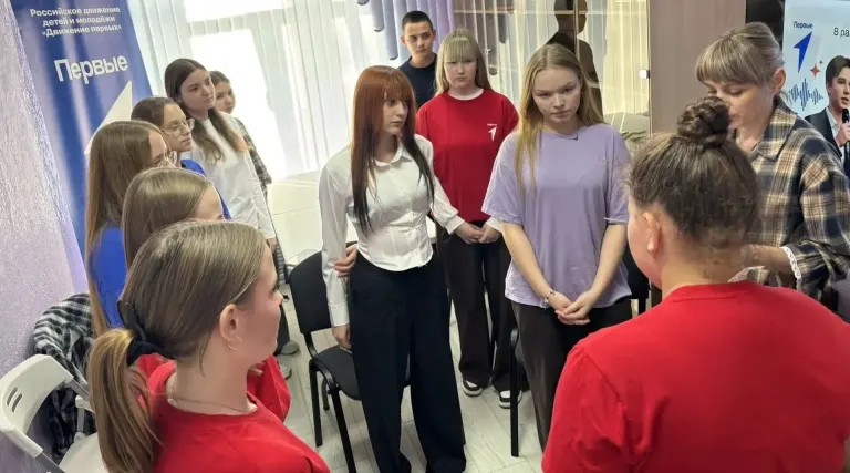Председатель Движения Первых провела мастер-класс по публичным выступлениям в Суражском районе
