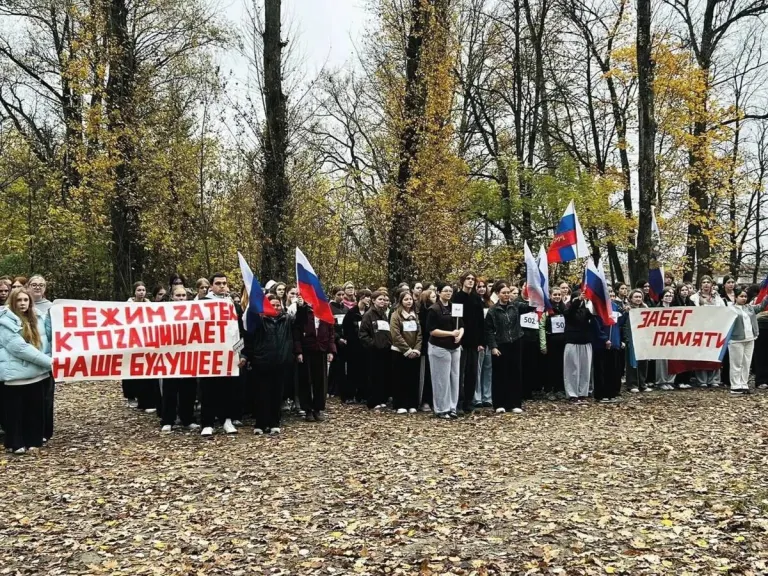 Брянские медики участвовали в «Забеге памяти» в поддержку военных