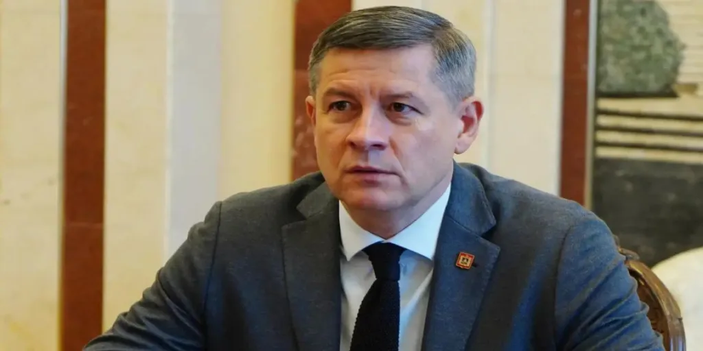 Брянский губернатор Егор Ковальчук на встрече