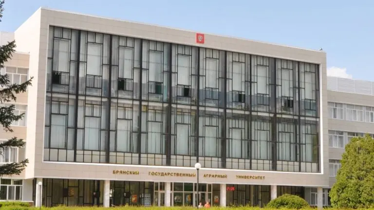 Преподавателей Брянского аграрного университета заподозрили в получении взяток от студентов