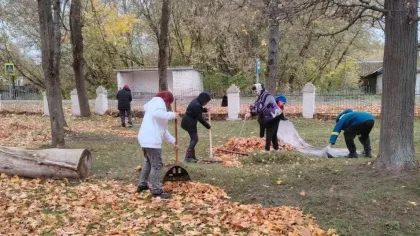 В Новозыбковском округе прошли осенние субботники в сельских поселениях