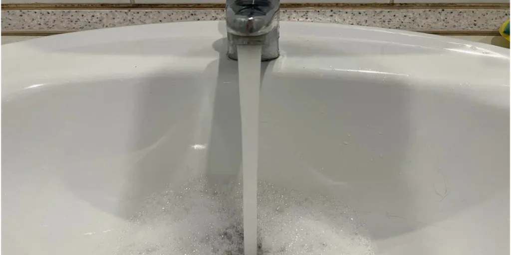 Вода из крана после модернизации водопровода