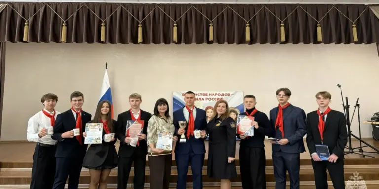 Дружина юных пожарных из Клинцов заняла третье место в Центральном федеральном округе