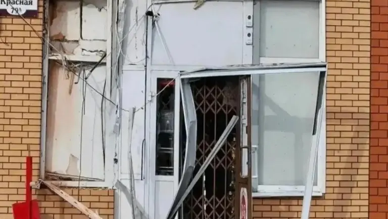 ВСУ атаковали автозаправку и магазин во Льгове, ранены три человека