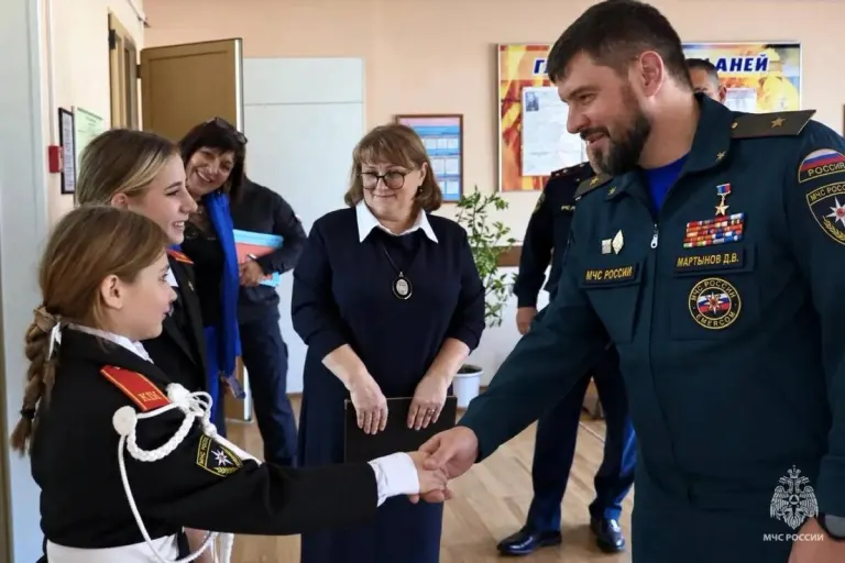 В Клинцовской кадетской школе запустят движение «Отважные люди»