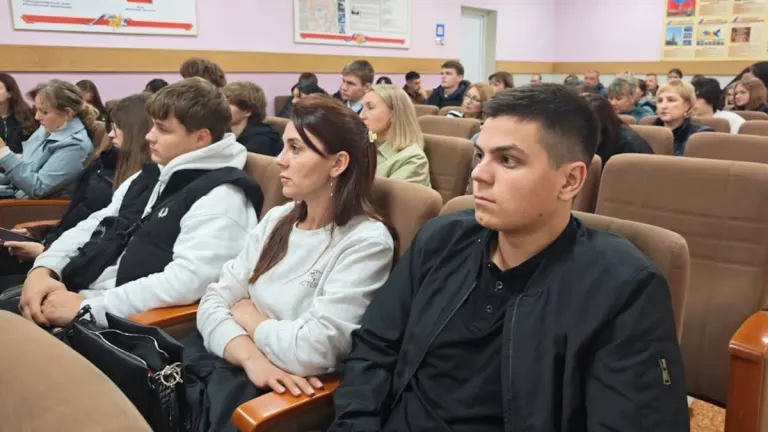 В Брянске рассказали выпускникам, как поступить в вузы МВД