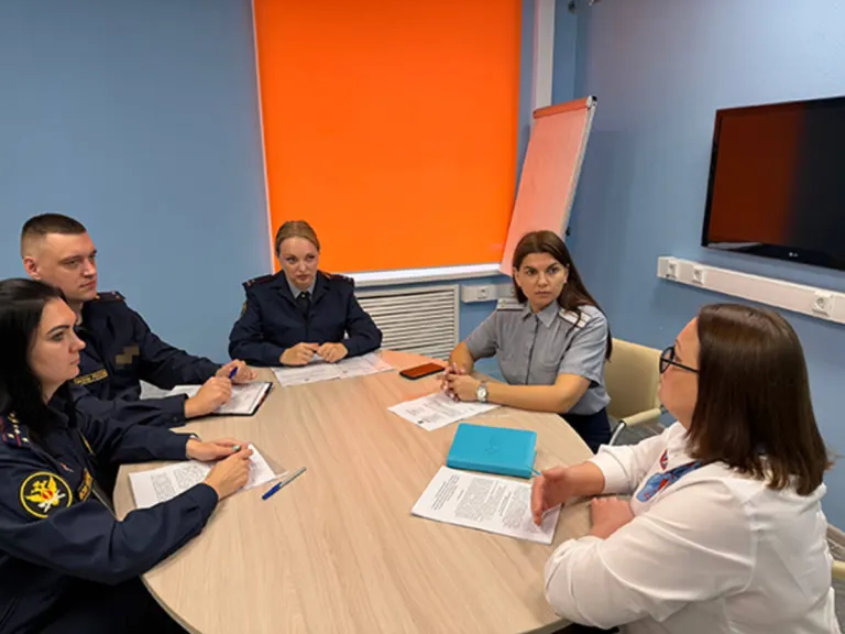 В Брянске обсудили трудоустройство осужденных с пробацией