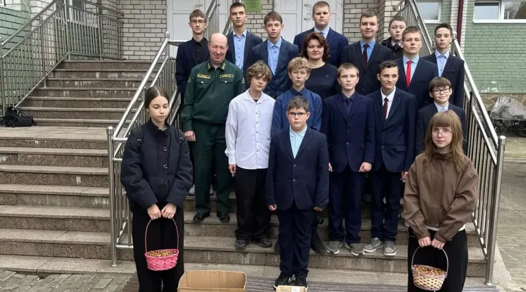 Школа №1 Унеча собрала жёлуди для выращивания дубов