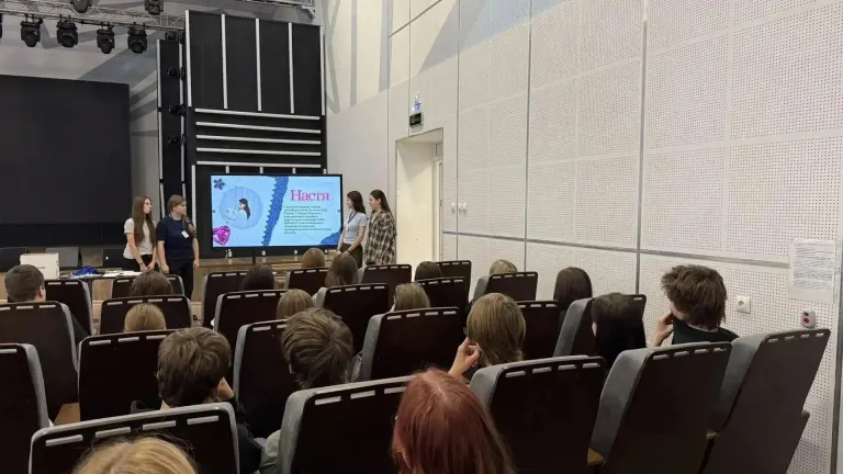 В оздоровительном комплексе «Лесной» открылась смена «Психология и педагогика: код мастерства»