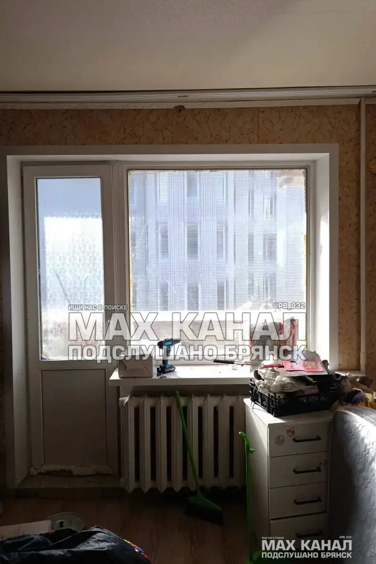 Волонтёры помогли жителям Брянска с вывозом мусора и ремонтом окон