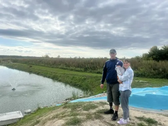 Ветеран СВО из Суражского района разводит рыбу после обучения в «Школе фермера»