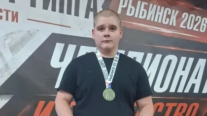 Брянский пауэрлифтер Данила Филипьев выиграл золото на Первенстве ЦФО по жиму лежа